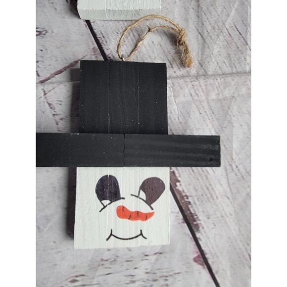 Handmade Lot 4 Wooden Handpainted Snowman Ornaments New Lot 2 - Picture 5 of 7